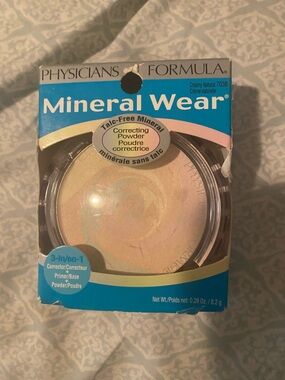 Physicians Formula Mineral Wear Correcting Powder - Blue & Cream Packaging
